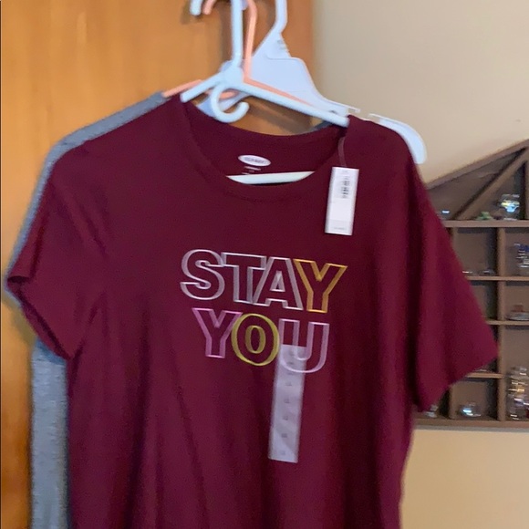 3 for 20$ old navy tshirts - Picture 3 of 6